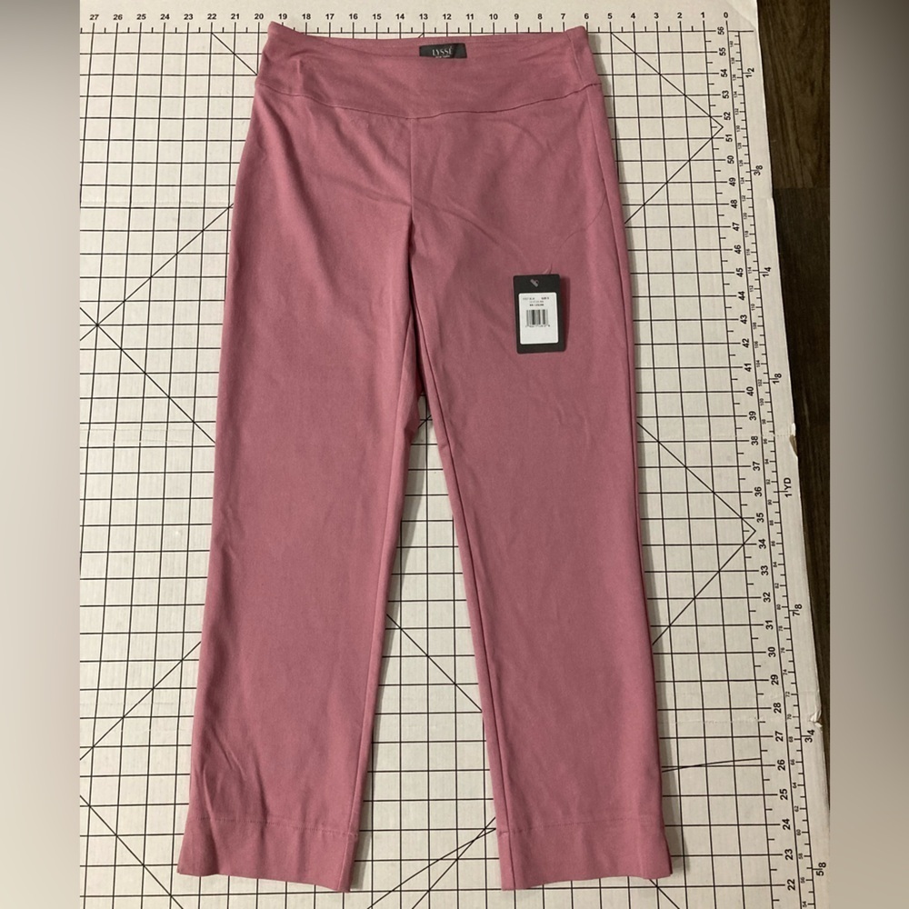 NWT Lysse Women’s Size Small Pink Leggings